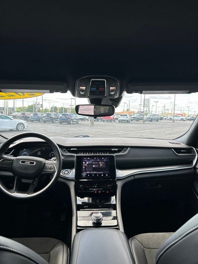 2022 Jeep Grand Cherokee Altitude