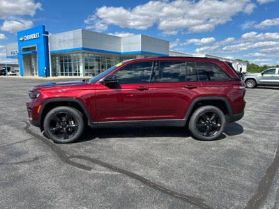 2022 Jeep Grand Cherokee Altitude