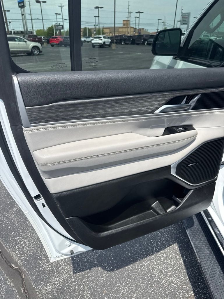 2023 Jeep Wagoneer L Series II