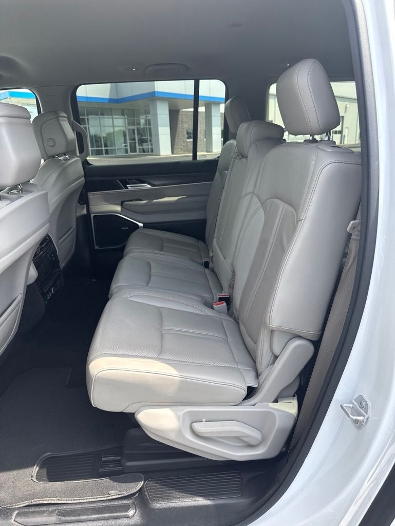 2023 Jeep Wagoneer L Series II