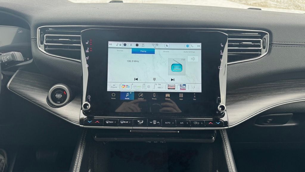 2024 Jeep Wagoneer L Series II