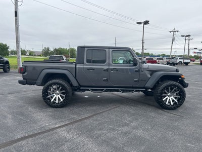 2020 Jeep Gladiator Sport