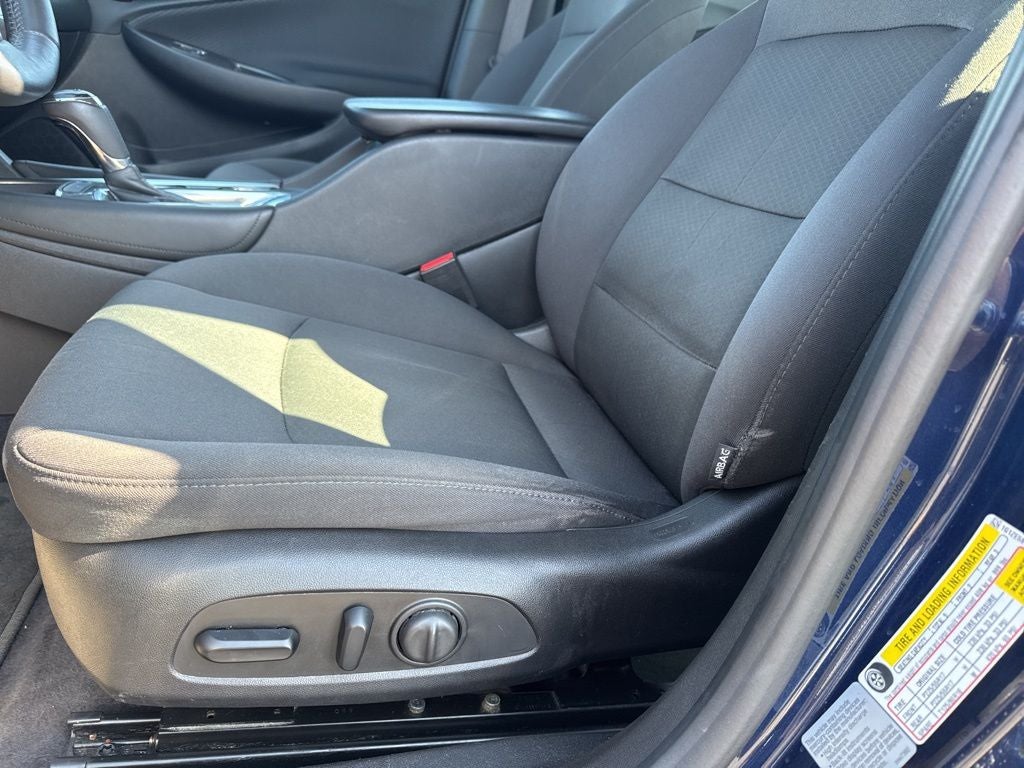 2017 Chevrolet Malibu LT 1LT