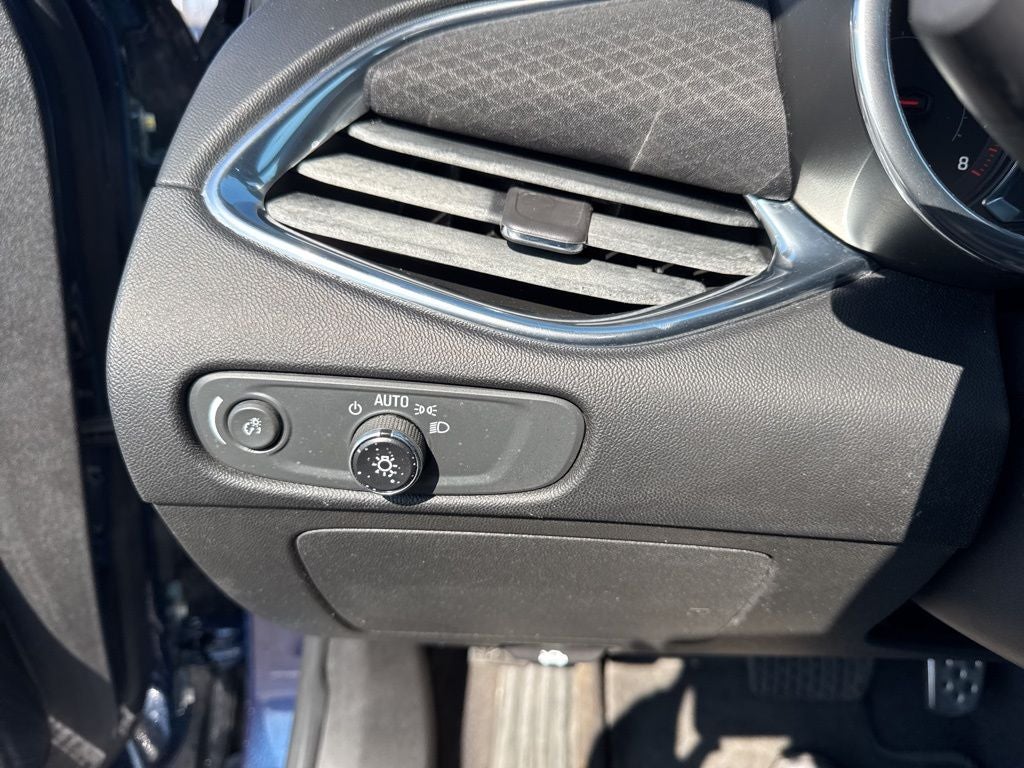 2017 Chevrolet Malibu LT 1LT