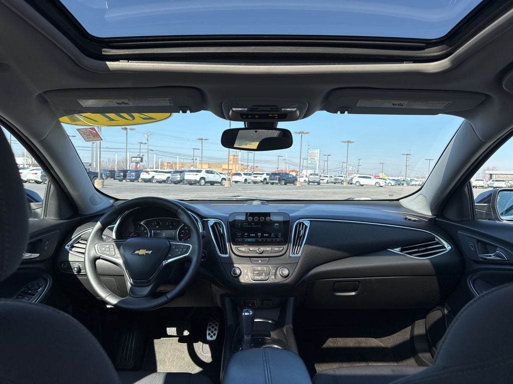 2017 Chevrolet Malibu LT 1LT