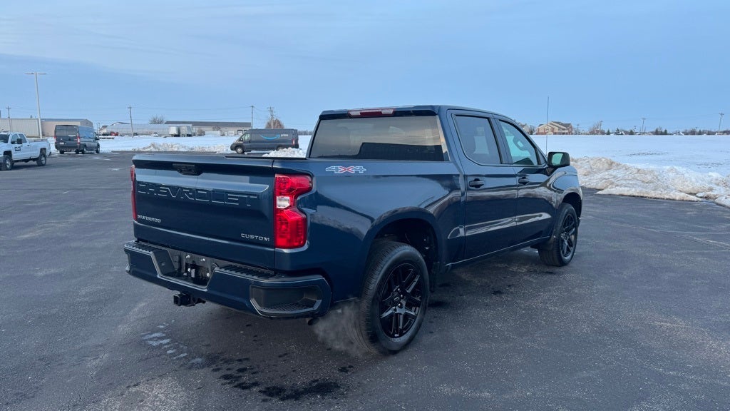 2022 Chevrolet Silverado 1500 Custom