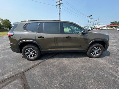 2025 GMC Acadia AT4