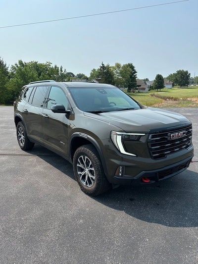 2025 GMC Acadia AT4