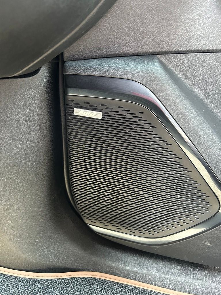 2025 GMC Acadia AT4