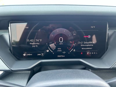2025 GMC Acadia AT4