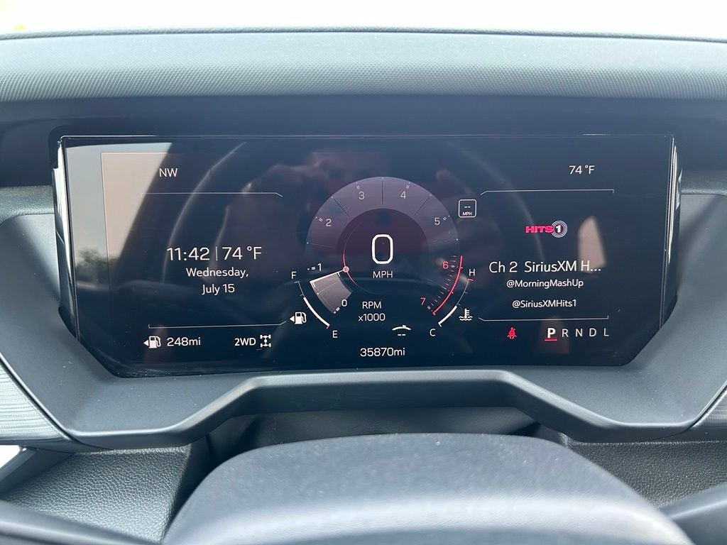 2025 GMC Acadia AT4