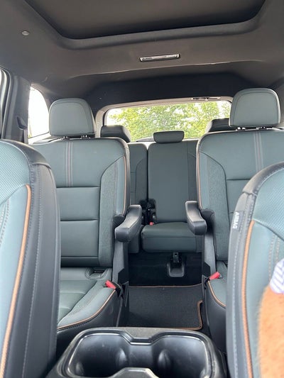 2025 GMC Acadia AT4