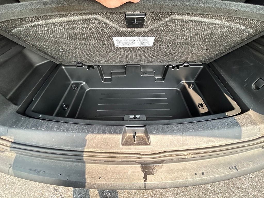 2025 GMC Acadia AT4