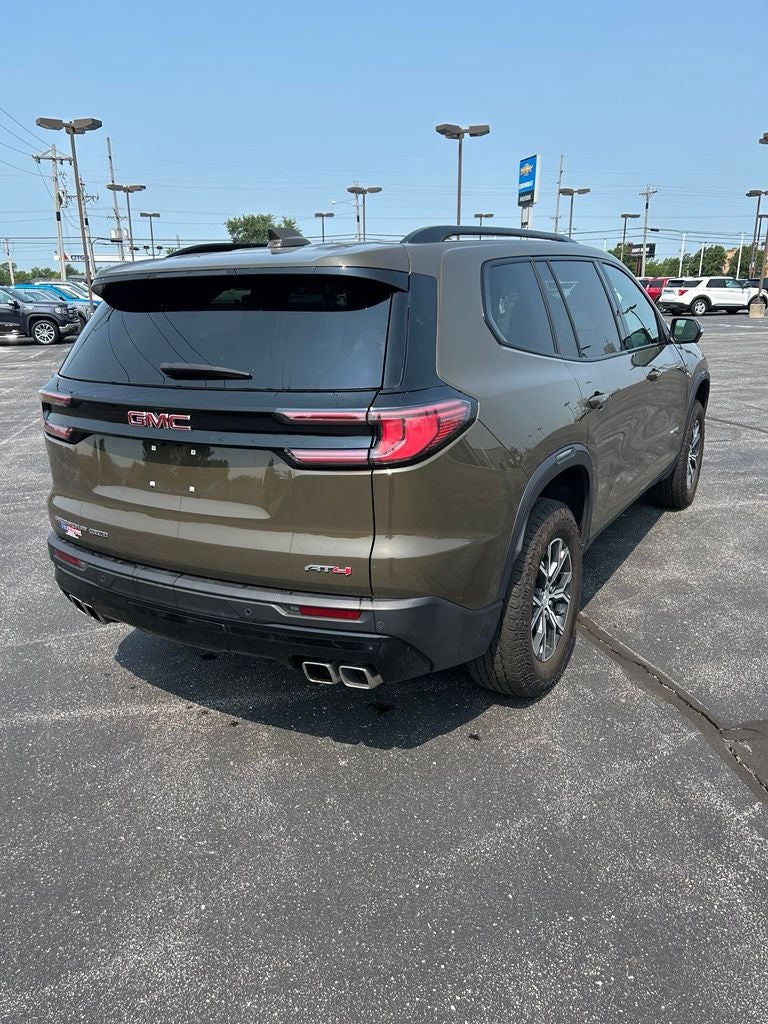 2025 GMC Acadia AT4