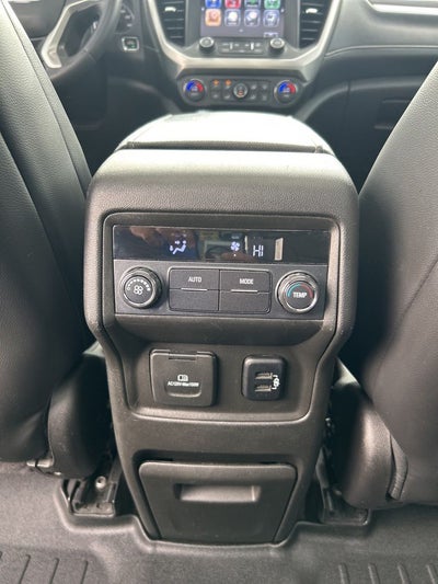 2017 GMC Acadia SLT-1