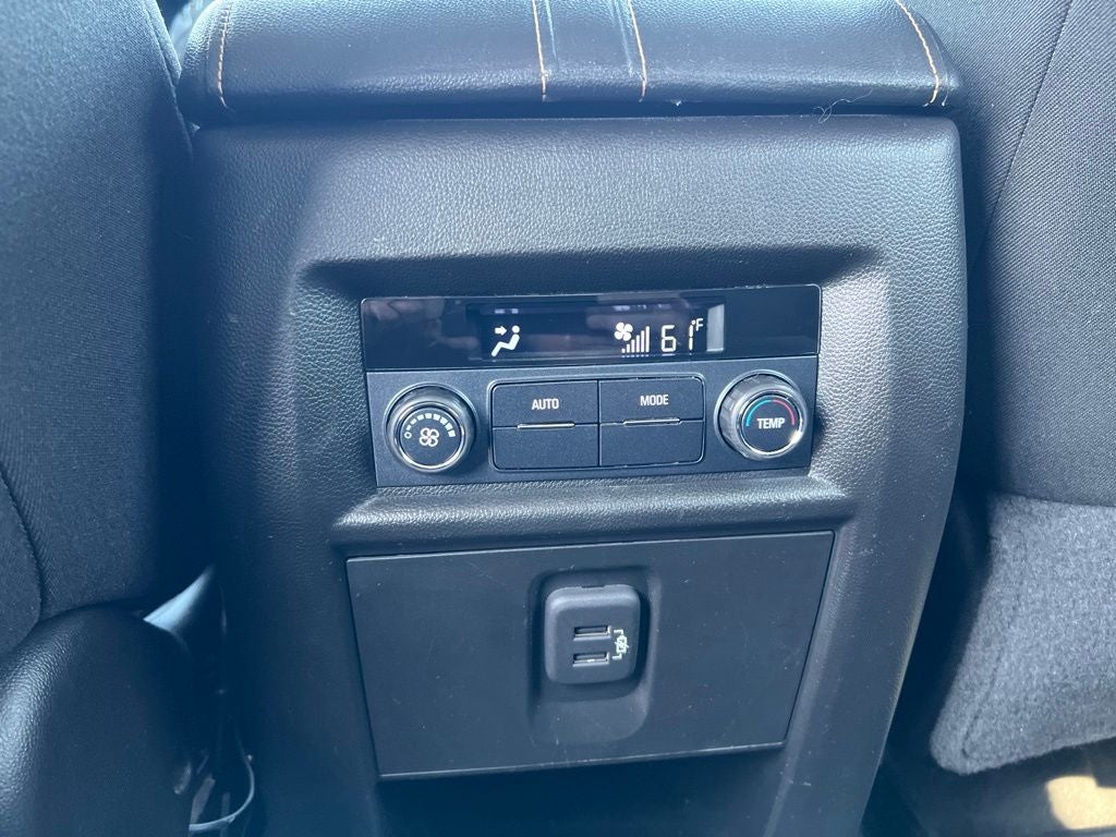 2019 Chevrolet Traverse LT Cloth w/1LT