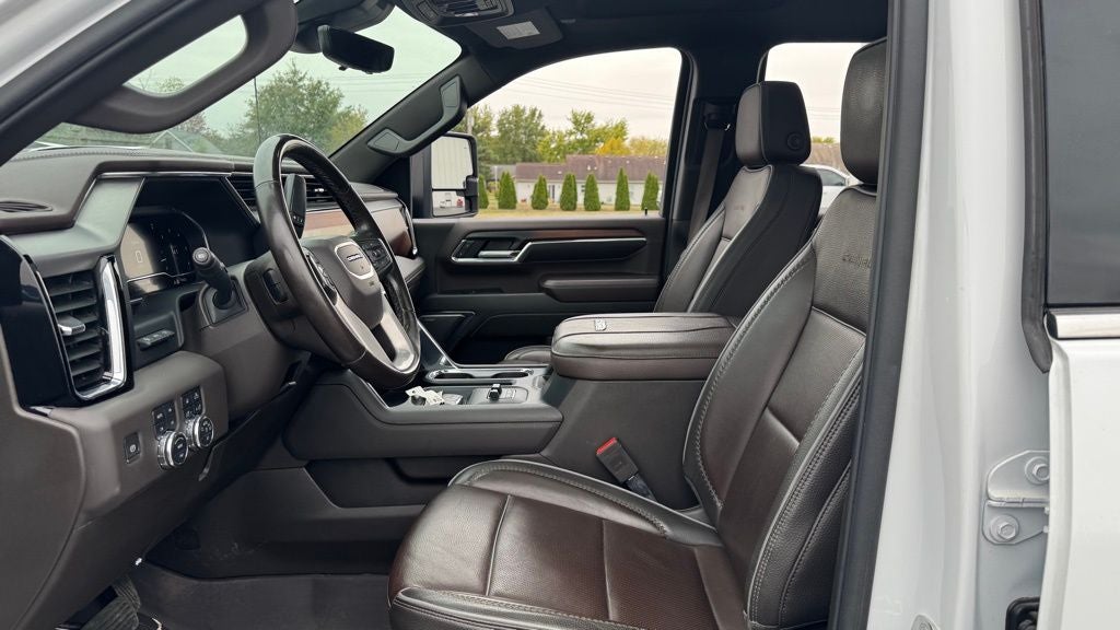 2024 GMC Sierra 2500HD Denali