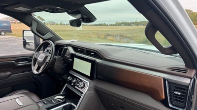 2024 GMC Sierra 2500HD Denali