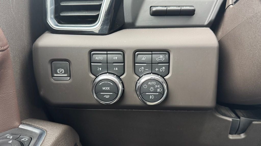 2024 GMC Sierra 2500HD Denali