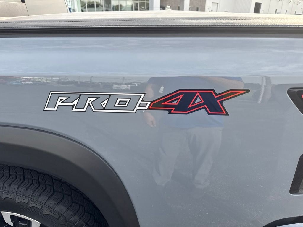 2024 Nissan Frontier PRO-4X