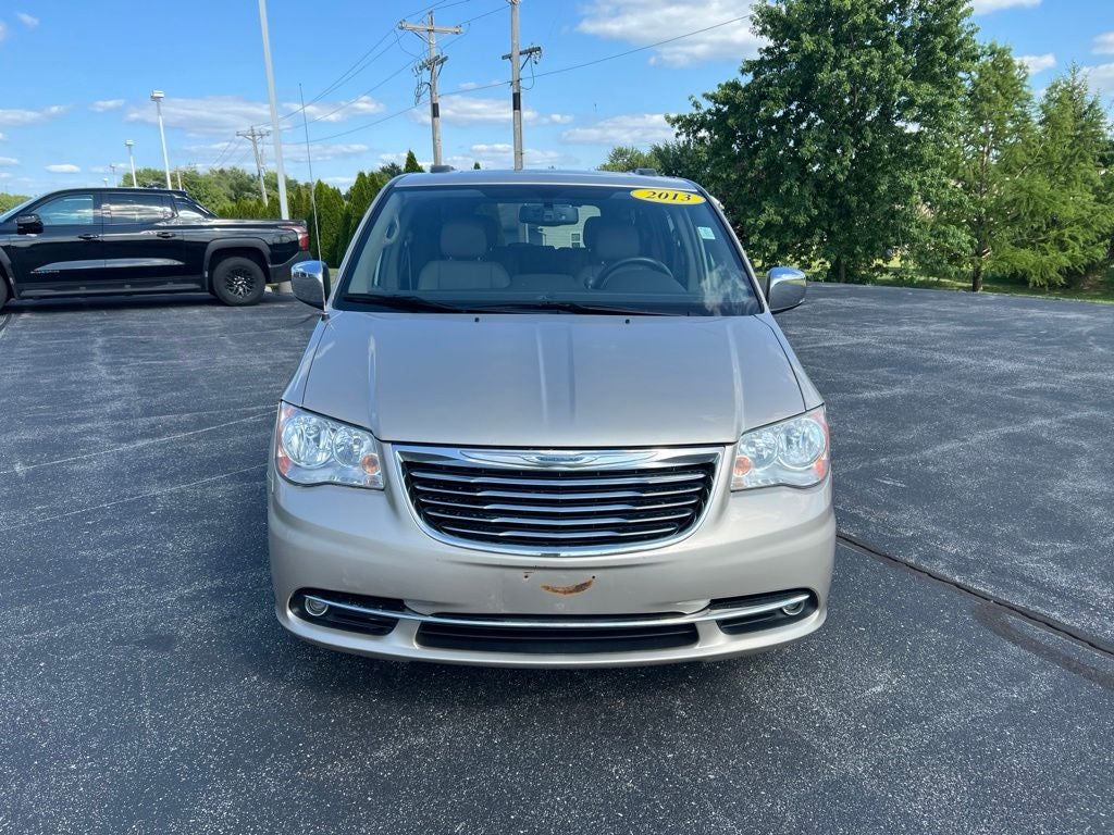 2013 Chrysler Town & Country Touring-L