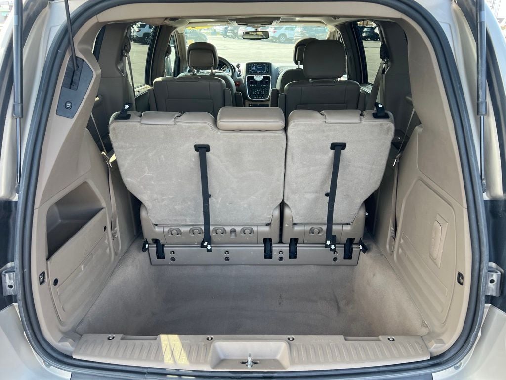 2013 Chrysler Town & Country Touring-L