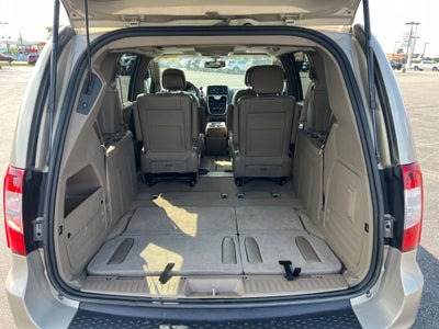 2013 Chrysler Town & Country Touring-L