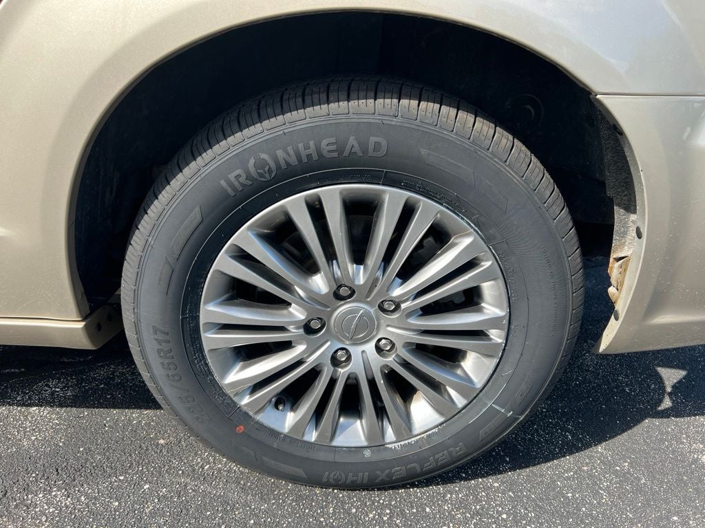 2013 Chrysler Town & Country Touring-L