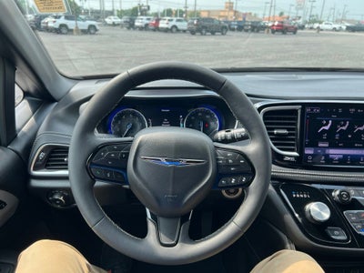 2025 Chrysler Pacifica Limited