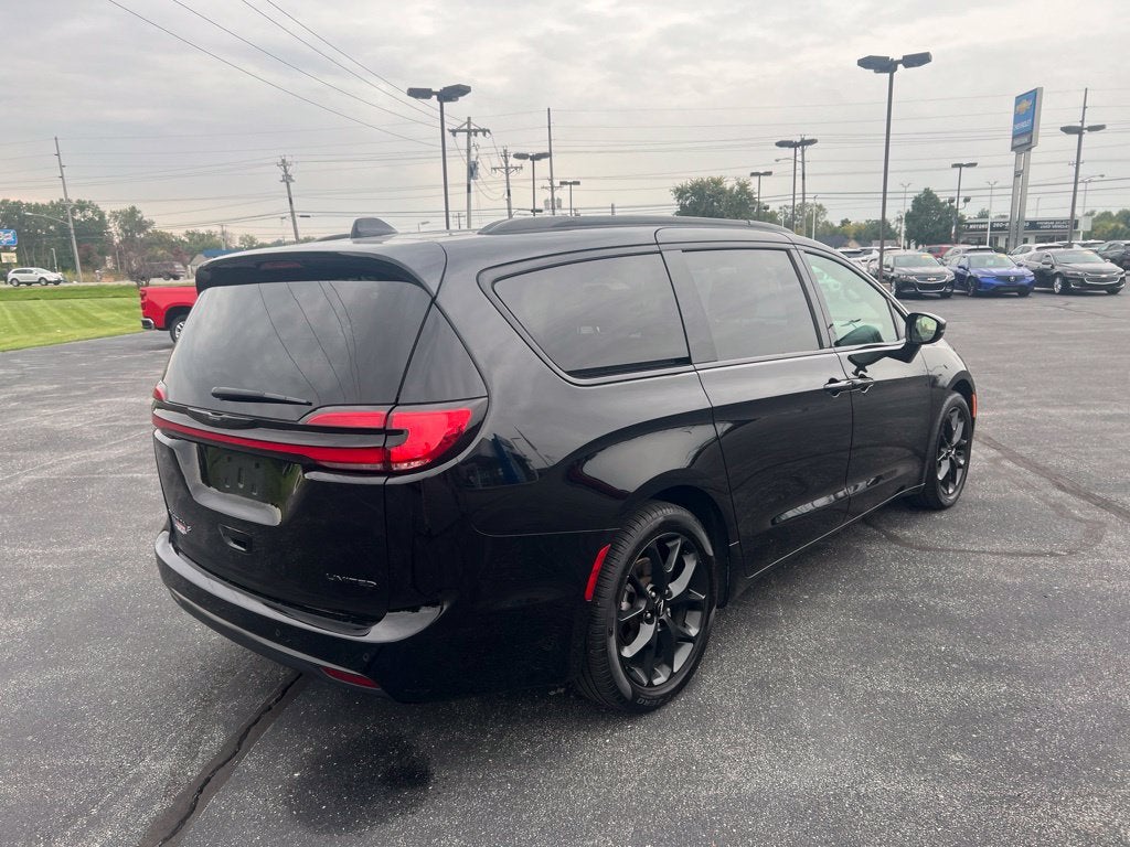 2025 Chrysler Pacifica Limited