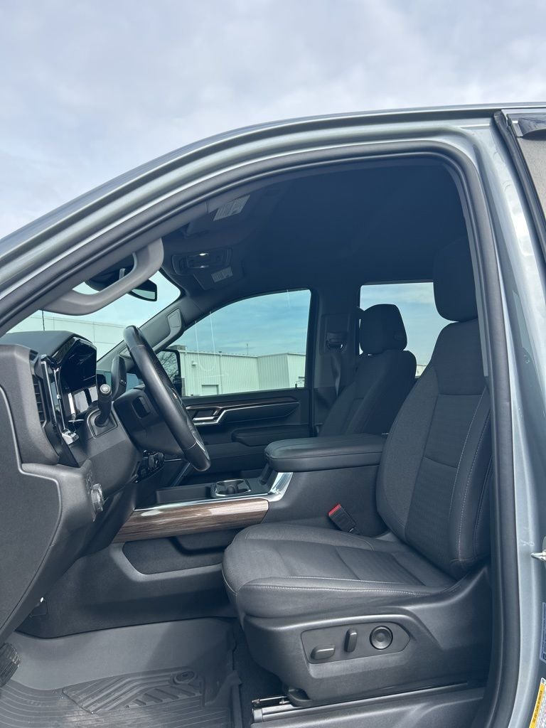 2024 Chevrolet Silverado 3500HD LT