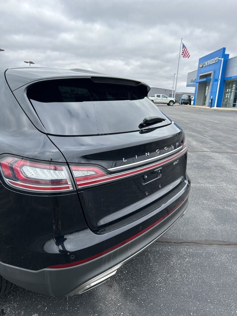 2019 Lincoln Nautilus Select