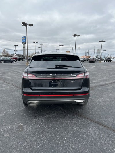 2019 Lincoln Nautilus Select