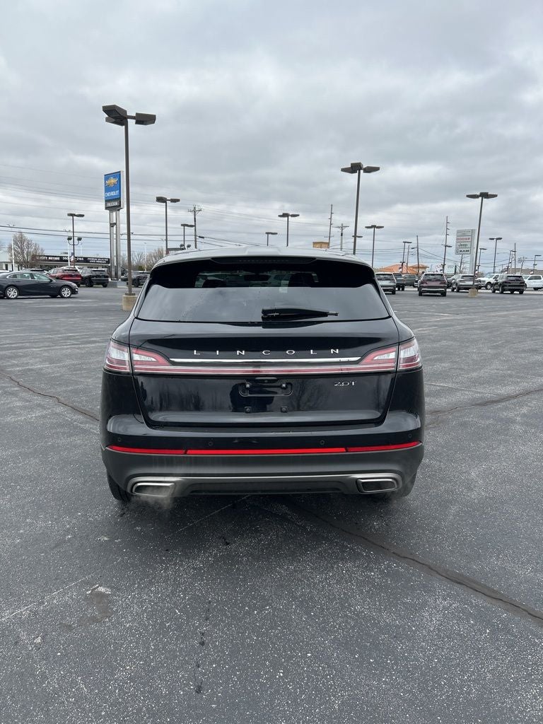 2019 Lincoln Nautilus Select