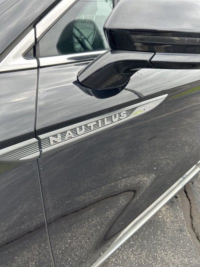 2019 Lincoln Nautilus Select
