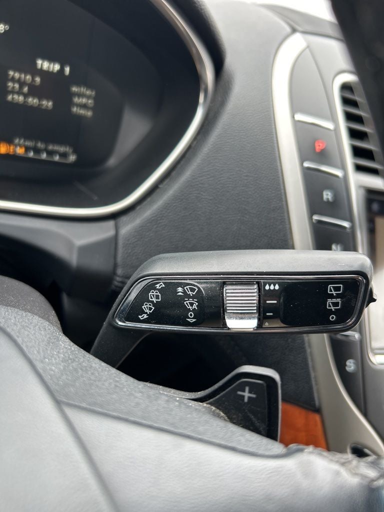 2019 Lincoln Nautilus Select