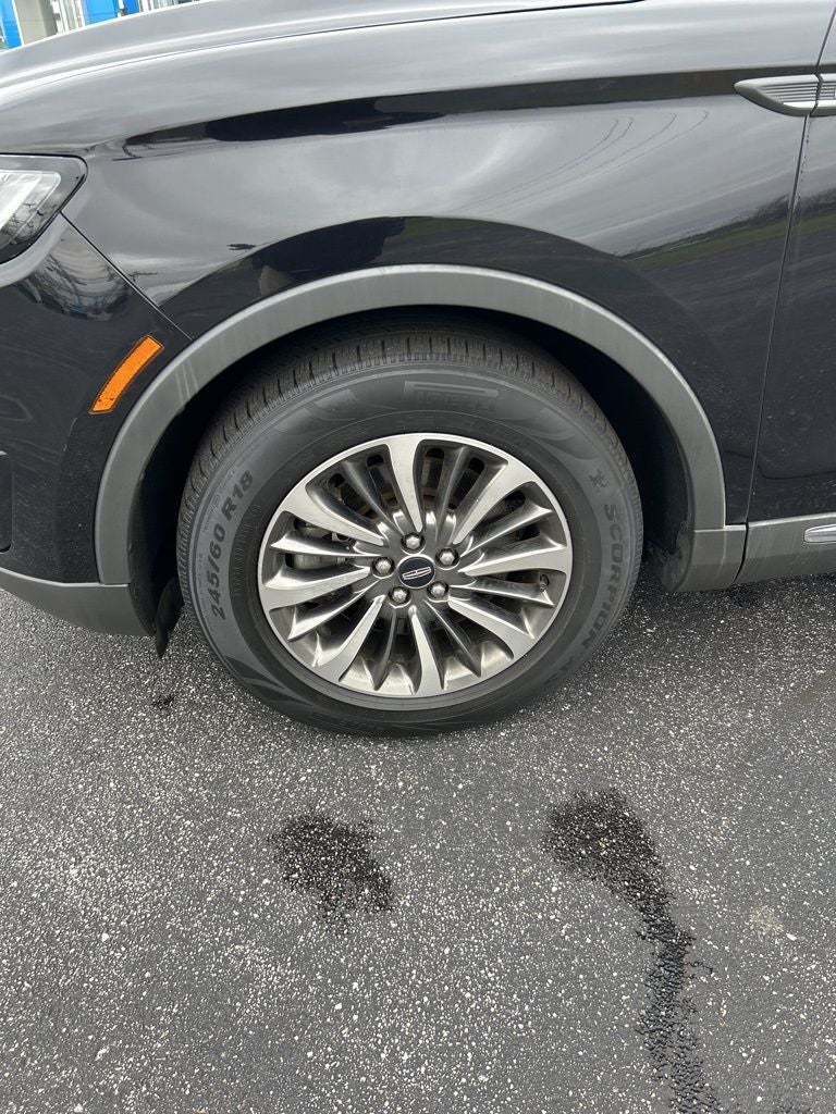 2019 Lincoln Nautilus Select