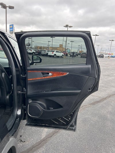 2019 Lincoln Nautilus Select