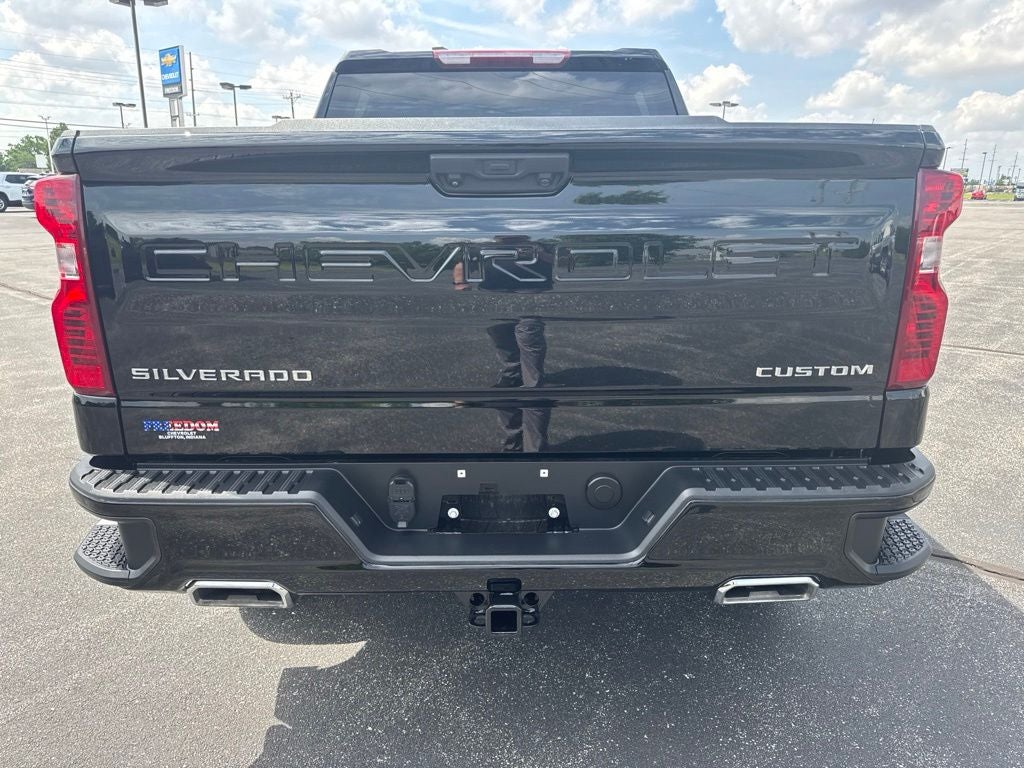 2023 Chevrolet Silverado 1500 Custom Trail Boss