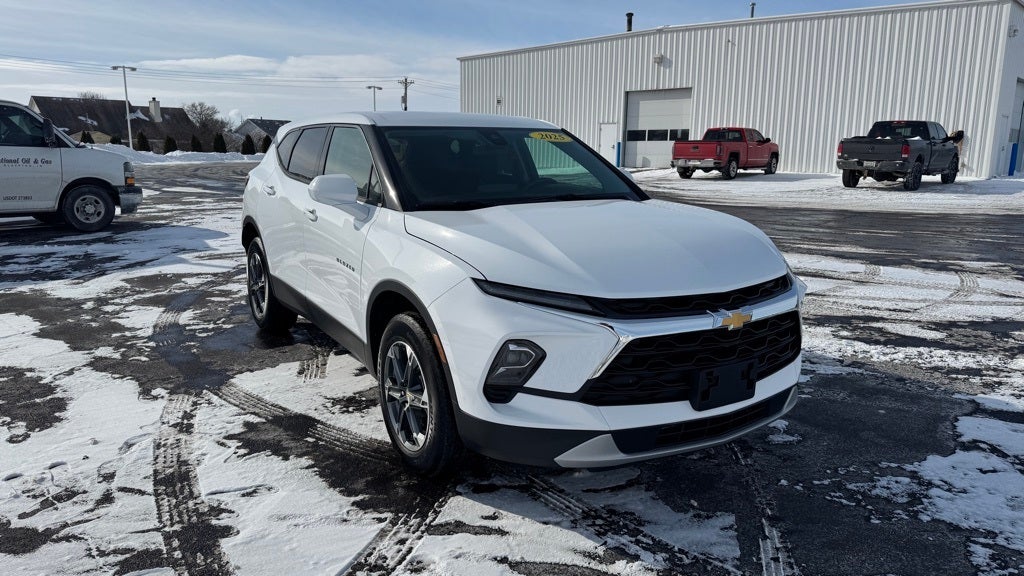 2025 Chevrolet Blazer LT
